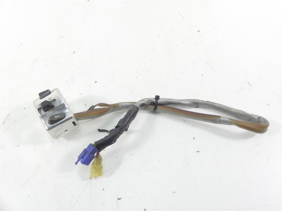 2001 Yamaha XV1600 Road Star Left Hand Turn Signal Control Switch 5BN-83973-00 {{ shop.shopifyCountryName }} - Mototech271