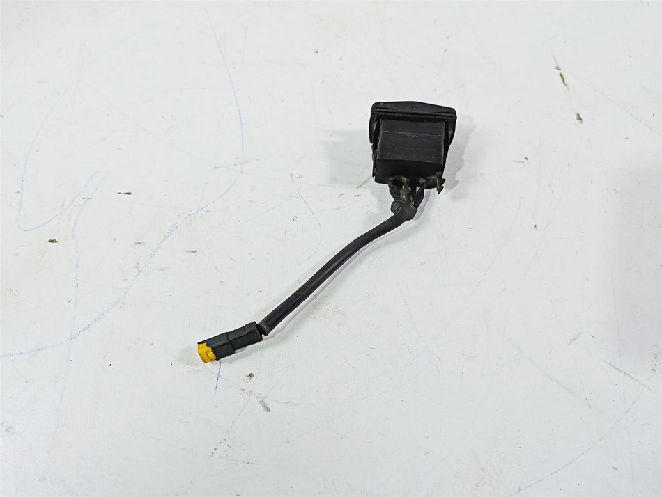 2013 Triumph Tiger 1215 Explorer Heated Seat Switch - Read T2505150 {{ shop.shopifyCountryName }} - Mototech271