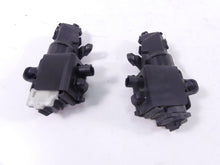 Load image into Gallery viewer, 2016 BMW R1200 RT RTW K52 Saddlebag Lock Actuator Motor Set 46547727407
