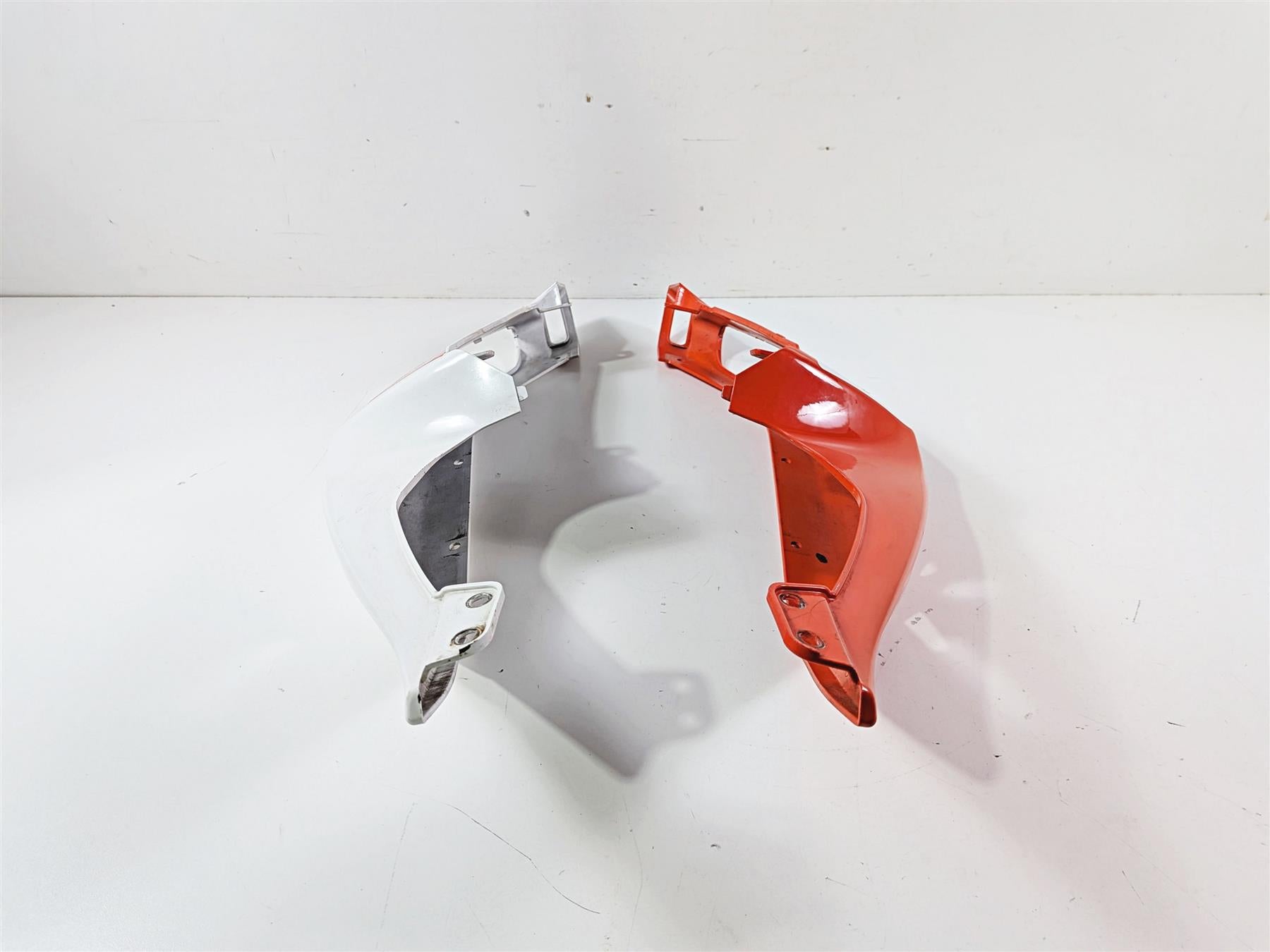 2008 Aprilia RSVR 1000 Factory Tail Side Cover Fairing Set 109722 109723 {{ shop.shopifyCountryName }} - Mototech271