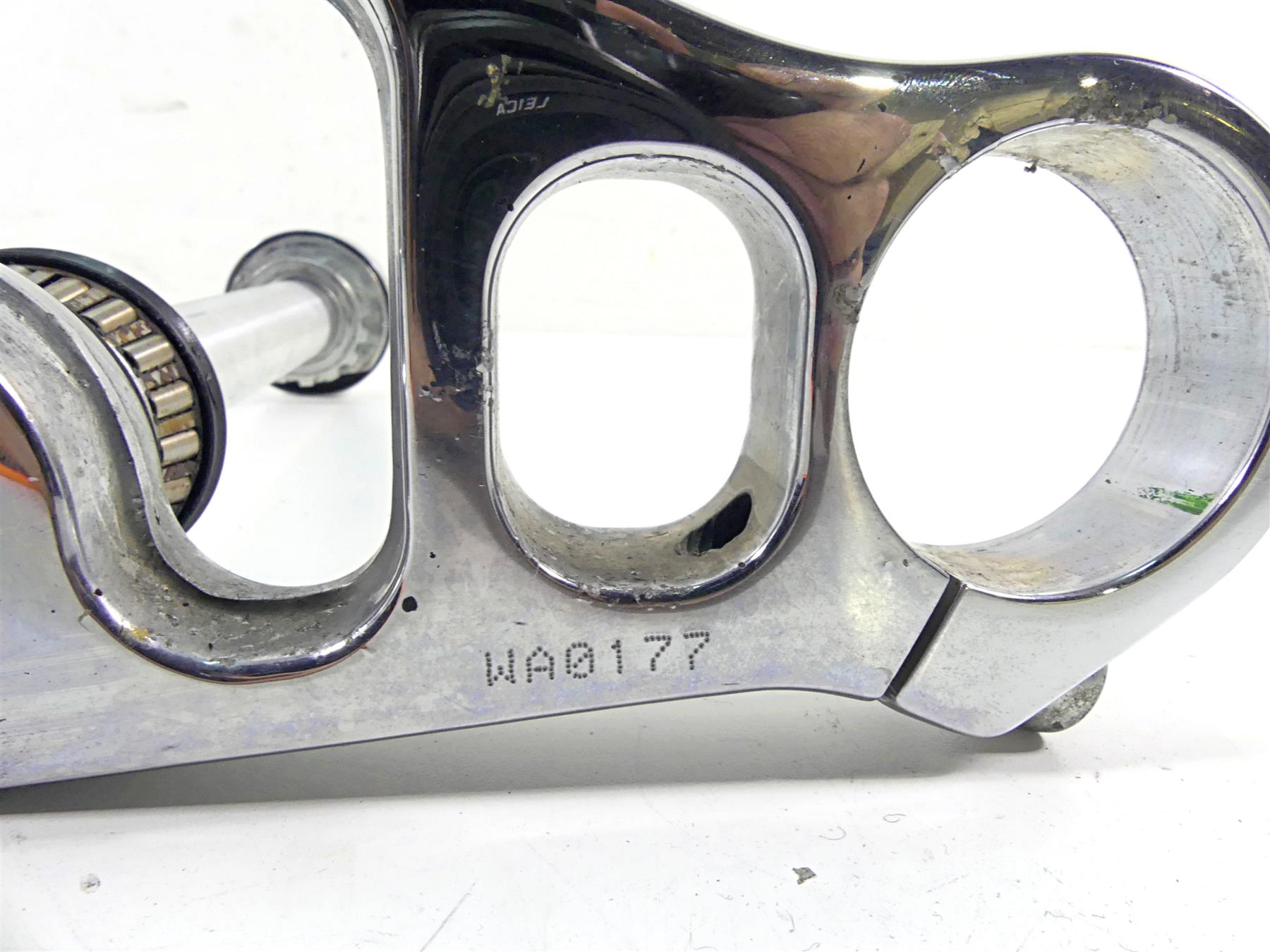 2005 Harley VRSCSE CVO V-Rod Chrome Lower Triple Tree Clamp 49mm 46771-02 {{ shop.shopifyCountryName }} - Mototech271