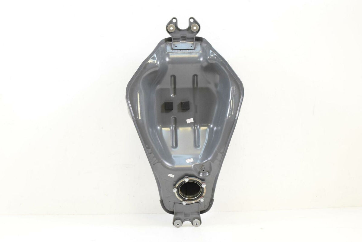 2018 Kawasaki EX650 Ninja Fuel Gas Petrol Tank - Dent 51001-0841-H8 {{ shop.shopifyCountryName }} - Mototech271