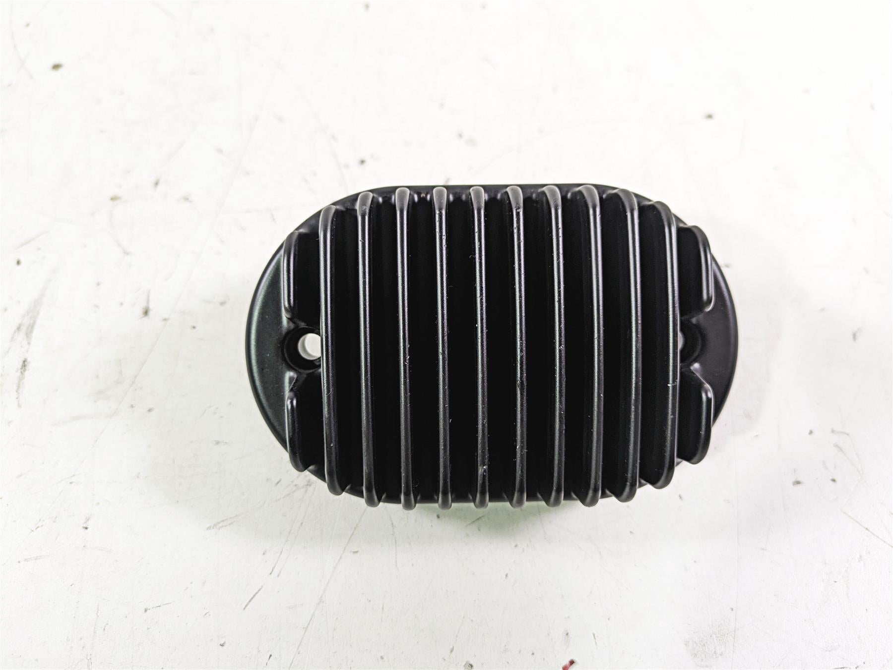 2019 Harley FLHCS Softail Heritage Rectifier Voltage Regulator 74700031 {{ shop.shopifyCountryName }} - Mototech271