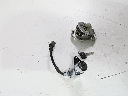 2004 Victory Kingpin Ignition Switch Key Tank Cap Set 4011023 {{ shop.shopifyCountryName }} - Mototech271