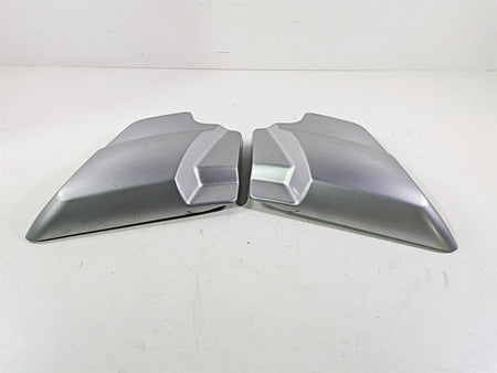 2010 Harley Touring FLHX Street Glide Side Cover Set Silver 66048-09A 66250-09 {{ shop.shopifyCountryName }} - Mototech271