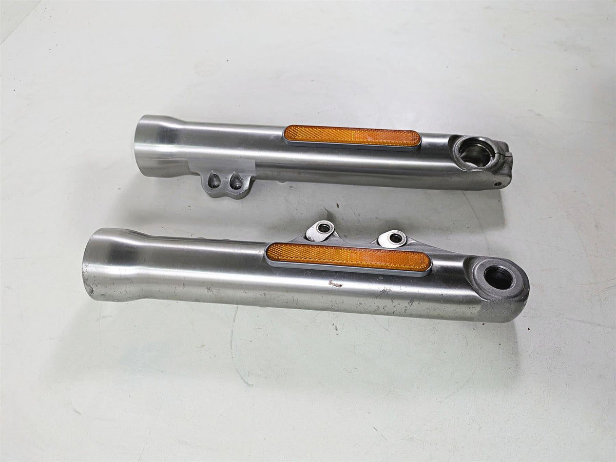 2020 Harley Softail FXST Standard Showa Front Fork Lowers 45400295 45400296 {{ shop.shopifyCountryName }} - Mototech271