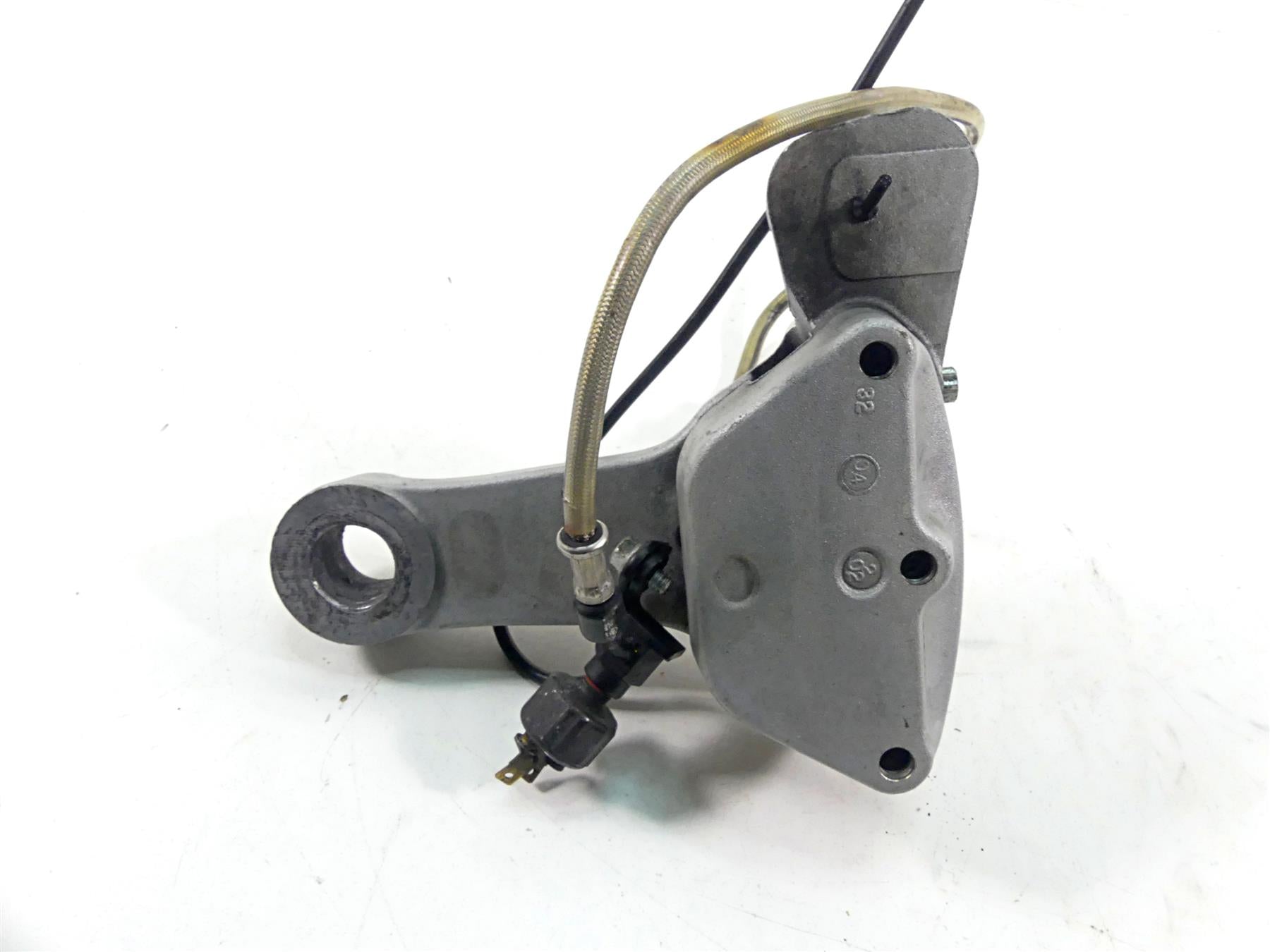 2005 Harley VRSCSE CVO V-Rod Rear Brake Caliper & Line 44681-05 {{ shop.shopifyCountryName }} - Mototech271