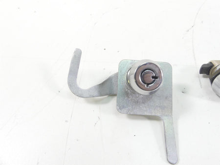 1999 Harley Touring FLHTCUI Electra Glide Ignition Switch Key Lock Set 71526-93B {{ shop.shopifyCountryName }} - Mototech271