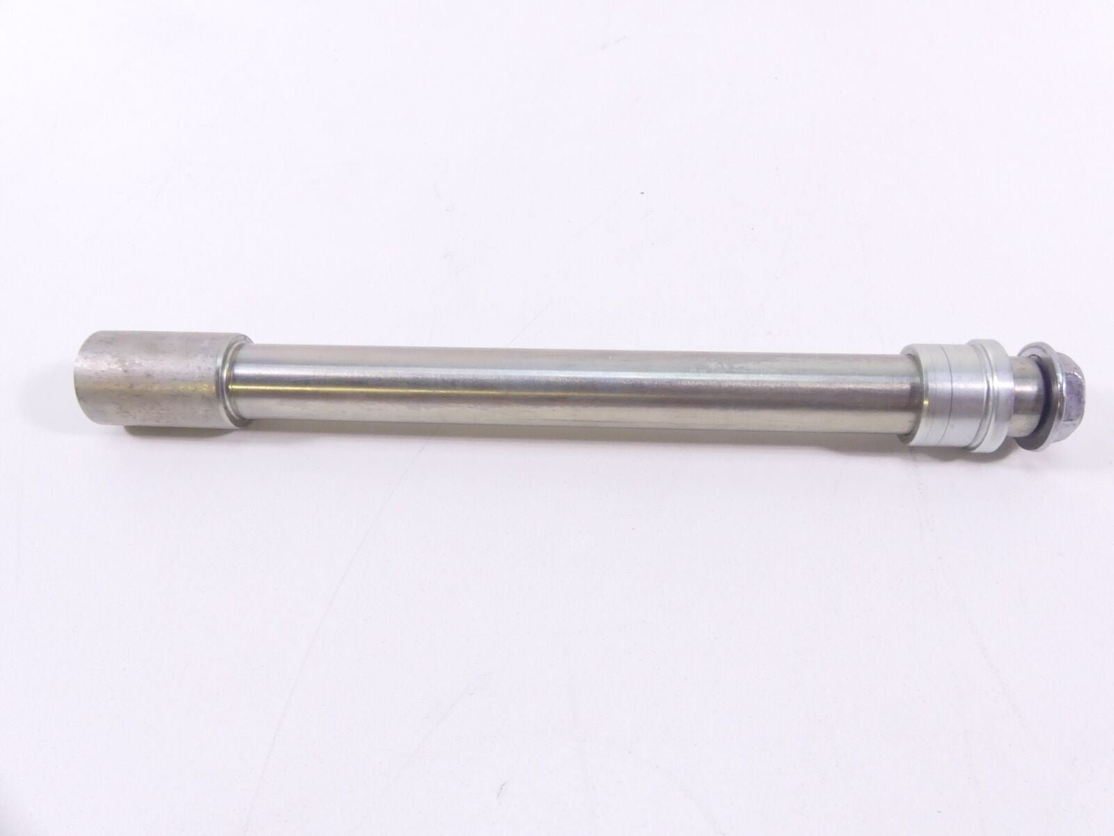 2019 Yamaha VMX17 V-Max 1700 Front Axle Wheel Spindle 22mm 2S3-25181-00-00 {{ shop.shopifyCountryName }} - Mototech271