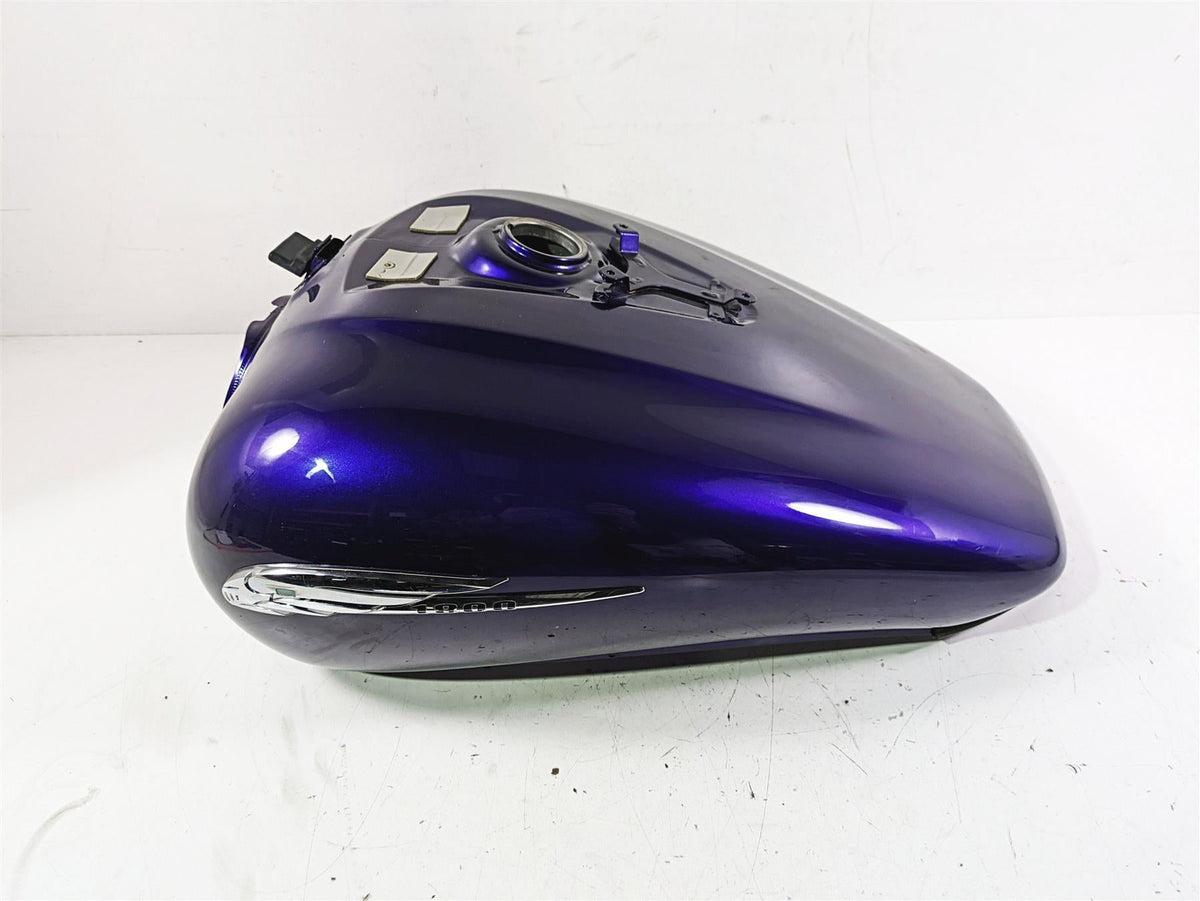 2002 Honda VTX1800 Retro Fuel Gas Tank Pearl Chromium Purple -Read 17520-MCV-670 {{ shop.shopifyCountryName }} - Mototech271