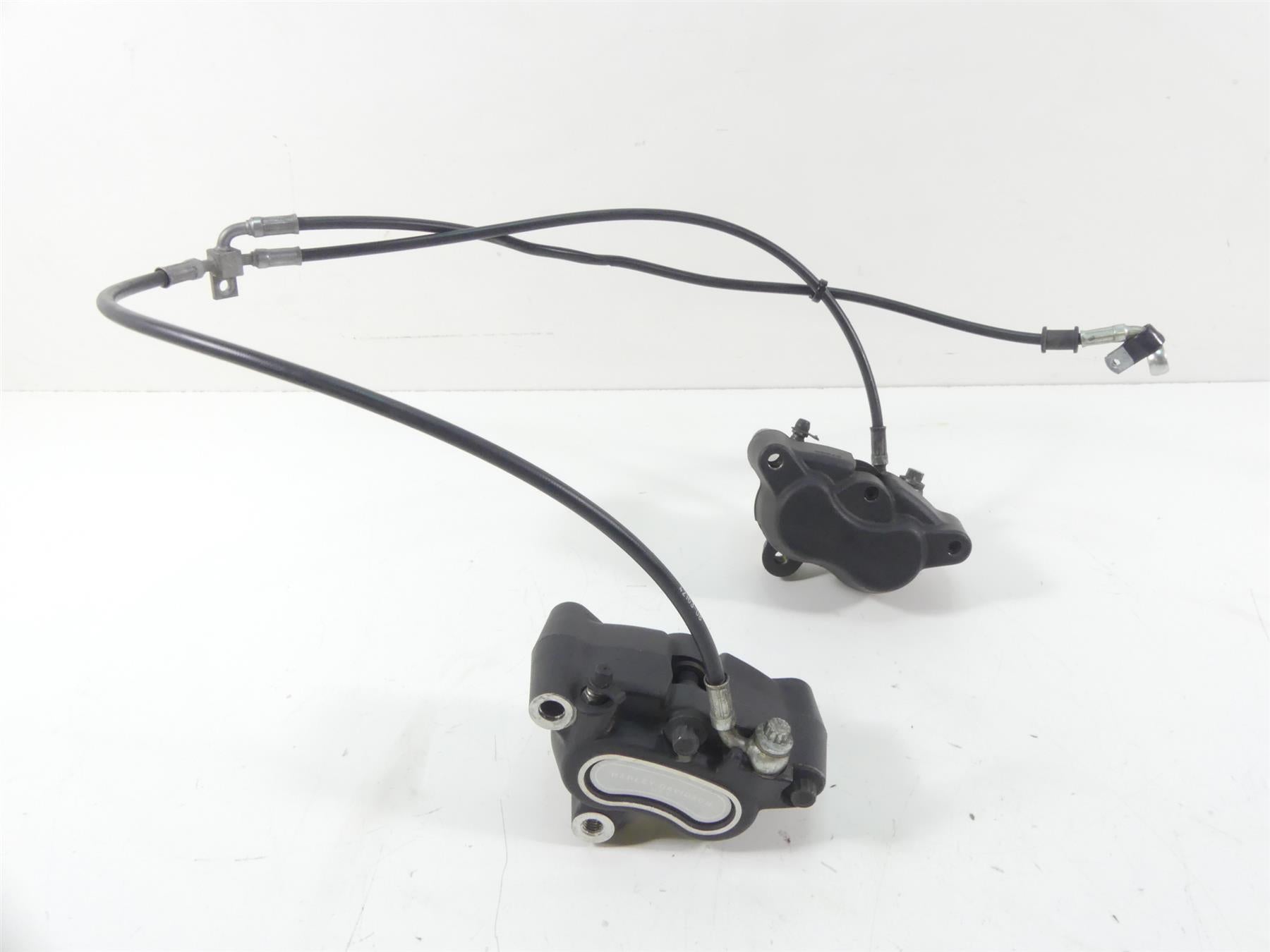 2009 Harley FXDF Dyna Fat Bob Front Brake Caliper Set + Lines 44046-08 44487-08 {{ shop.shopifyCountryName }} - Mototech271