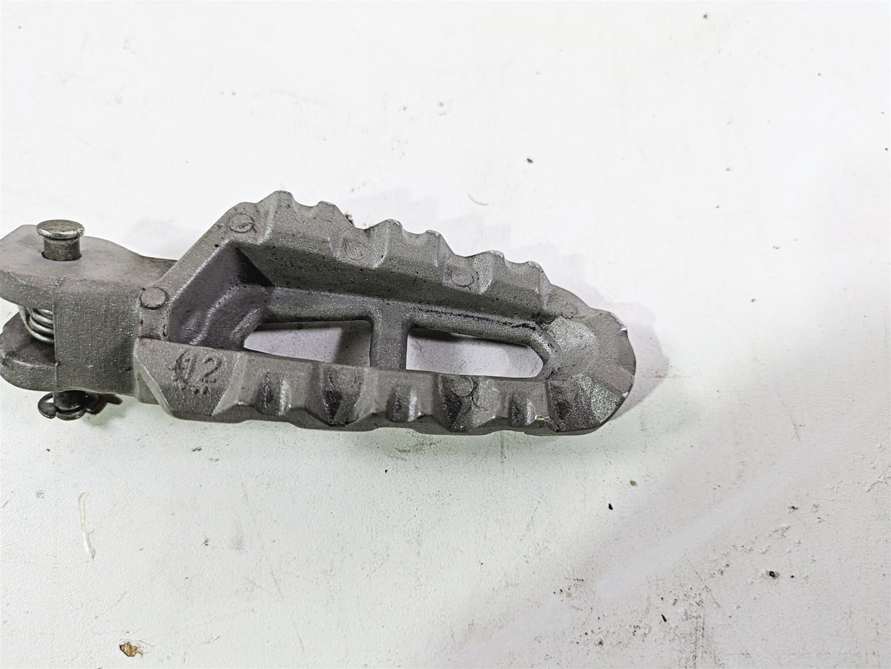 2013 Ducati Hyperstrada 821 Right Front Rider Footpeg Peg 46410591AA {{ shop.shopifyCountryName }} - Mototech271