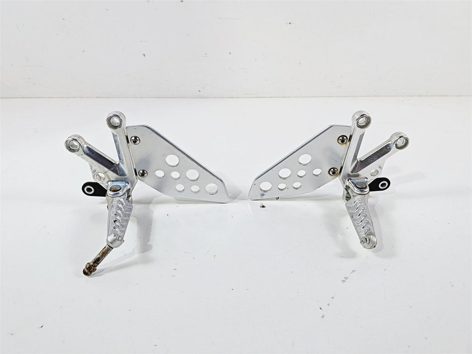 2008 Aprilia RSVR 1000 Factory Front Left & Right Foot Pegs AP8154069 AP8154070 {{ shop.shopifyCountryName }} - Mototech271