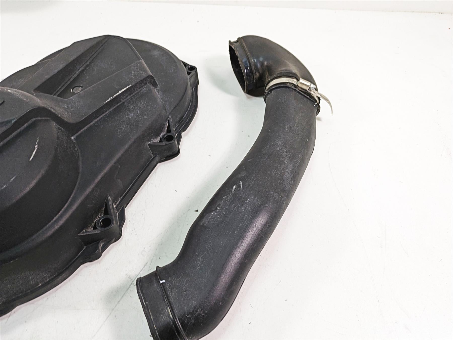 2021 CFMoto Zforce 500 Trail Outer Primary Drive Cover & Tubes 0GR0-013300-20000 {{ shop.shopifyCountryName }} - Mototech271