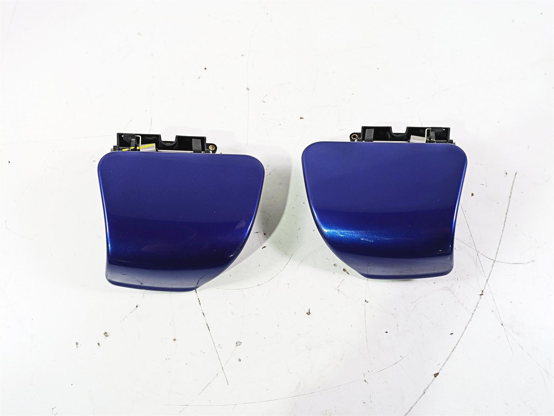 2016 Harley Touring FLTRX Road Glide Front Inner Fairing Door Set 76000376 {{ shop.shopifyCountryName }} - Mototech271