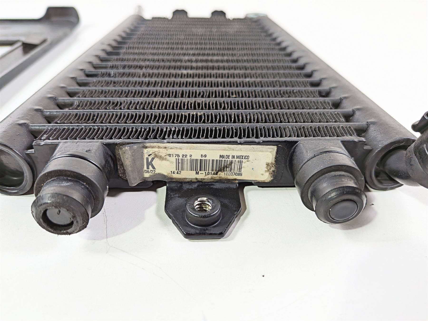 2022 Harley Softail FXLRST Low Rider Oil Cooler & Cover - No Leaks 62700191 {{ shop.shopifyCountryName }} - Mototech271