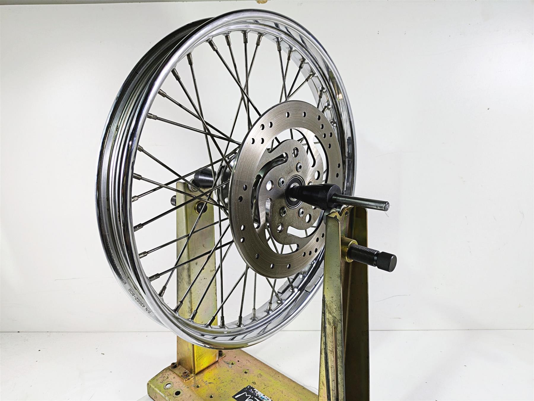 2003 Harley Softail FXSTDI Deuce 100th Straight 21x2.15 Front Wheel 43662-80B {{ shop.shopifyCountryName }} - Mototech271
