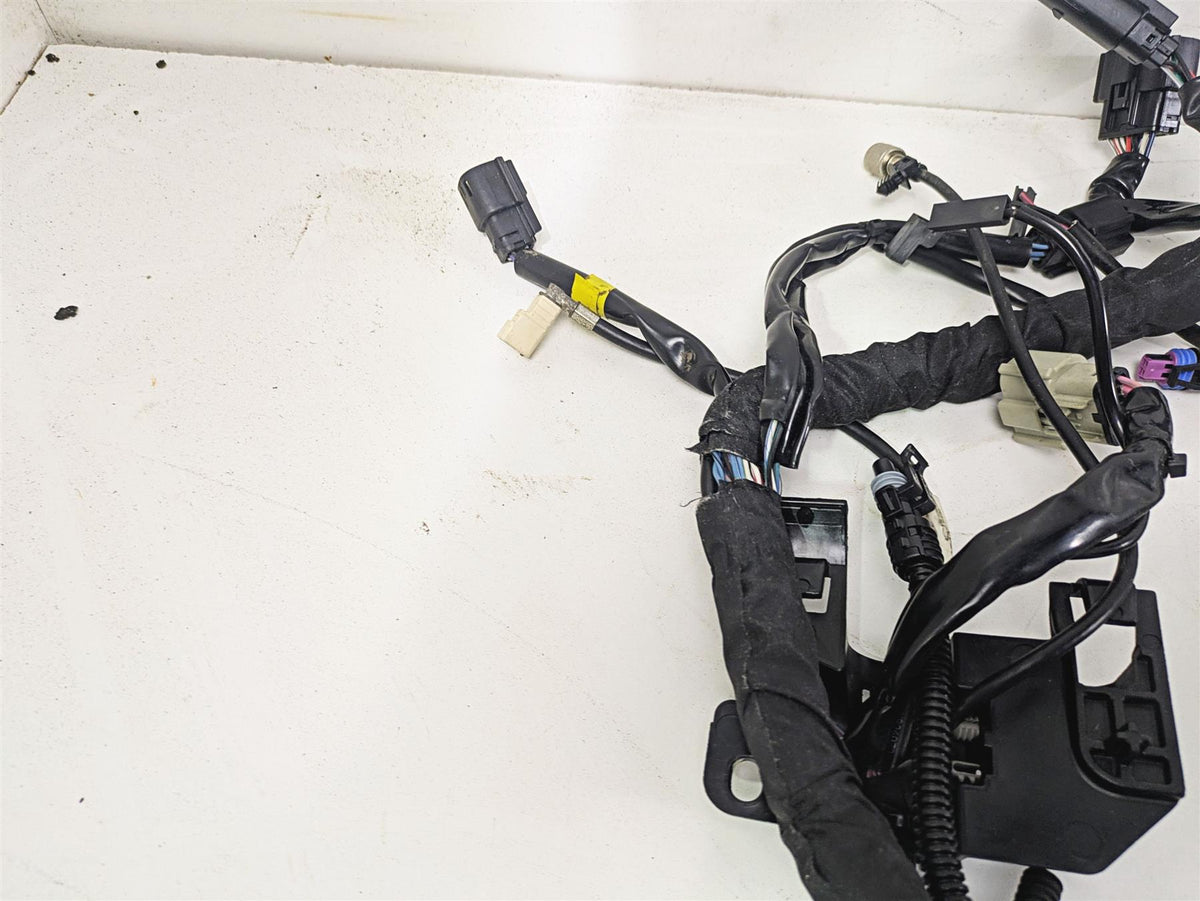 2015 Harley Touring FLHTKL Electra Glide Main Wiring Harness Loom Abs 69200118 {{ shop.shopifyCountryName }} - Mototech271