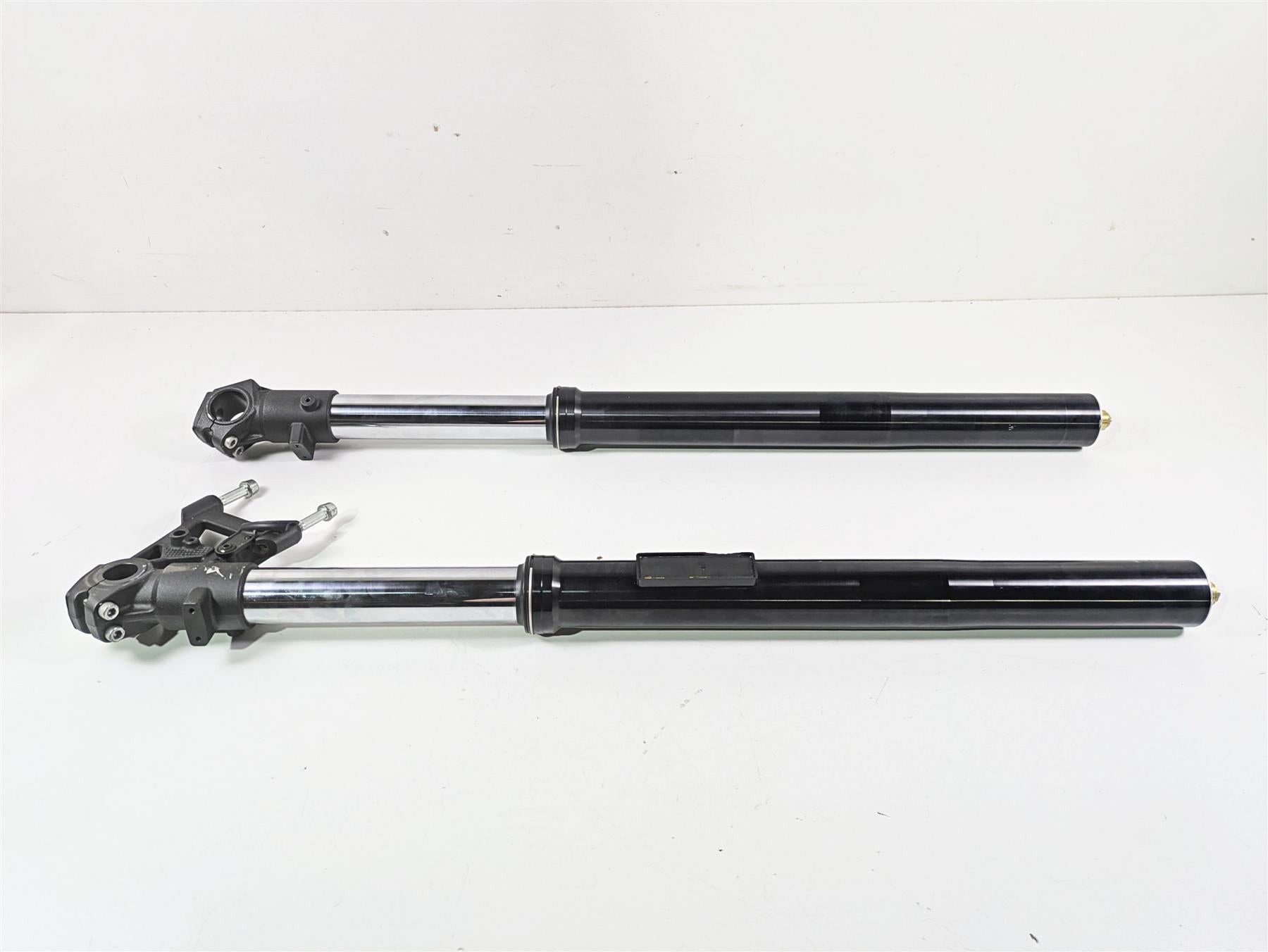 2018 Ducati Scrambler Desert Sled 800 Straight Front Fork Legs 34420951A 34520951A {{ shop.shopifyCountryName }} - Mototech271