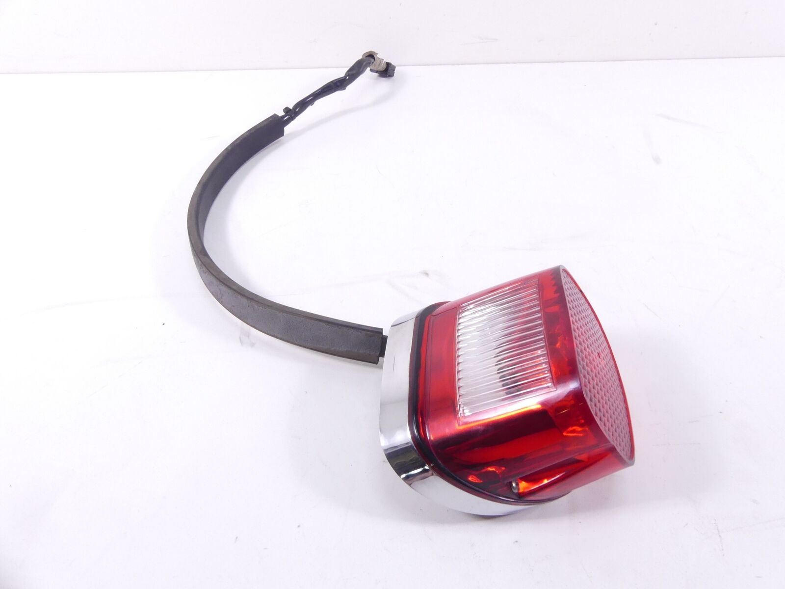 2006 Harley Touring FLHTCUI Electra Glide Taillight With Complete Wiring 68140-0 | Mototech271