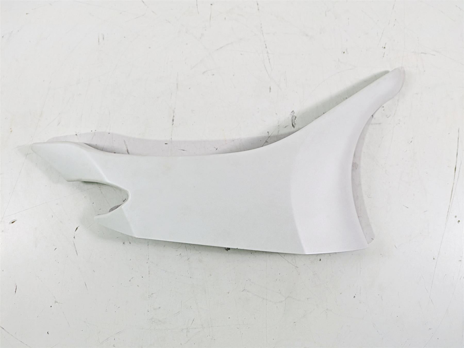 2018 Indian Chieftain Limited Right Upper Side Cover Fairing White Pearl 5450243 {{ shop.shopifyCountryName }} - Mototech271