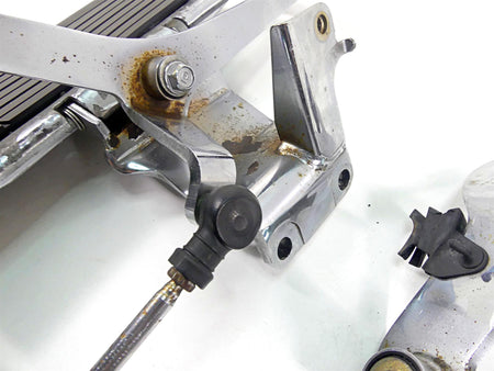 2002 Honda VTX1800 R Front L+R Floor Board Shifter Brake Pedal 50612-MCV-010 {{ shop.shopifyCountryName }} - Mototech271