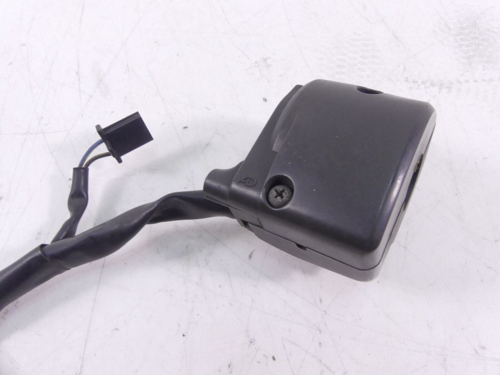 2012 Yamaha XT1200 Super Tenere Left Control Switch Blinker Light 23P-83973-10 {{ shop.shopifyCountryName }} - Mototech271