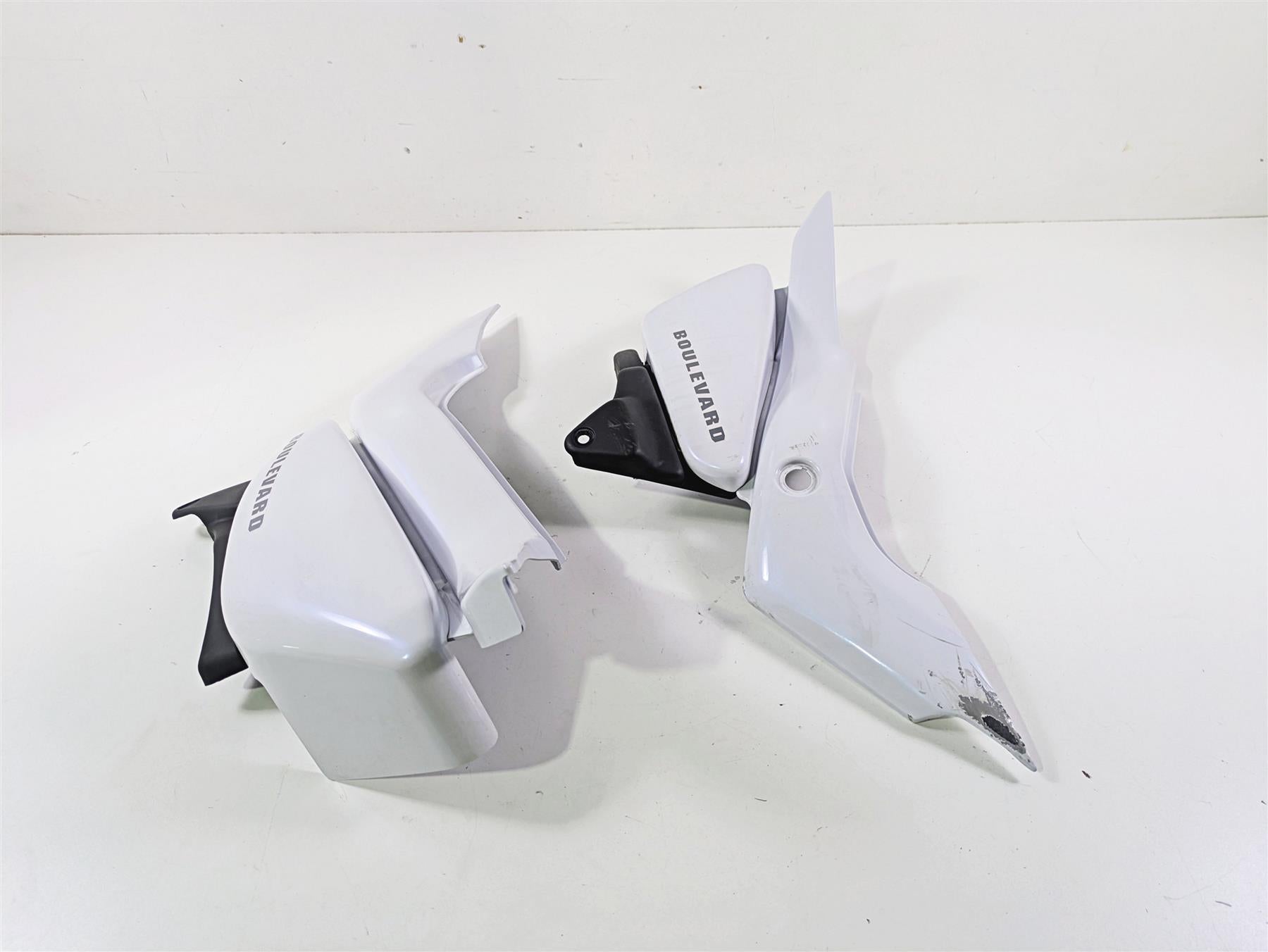 2019 Suzuki M109R VZR1800 Boulevard Side Cover Fairings 63171-48G51 47210-48GF0 {{ shop.shopifyCountryName }} - Mototech271