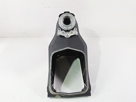 2022 Ducati Streetfighter V2 Straight Main Frame Chassis Air Box With Texas Salvage Title 47028371AA {{ shop.shopifyCountryName }} - Mototech271