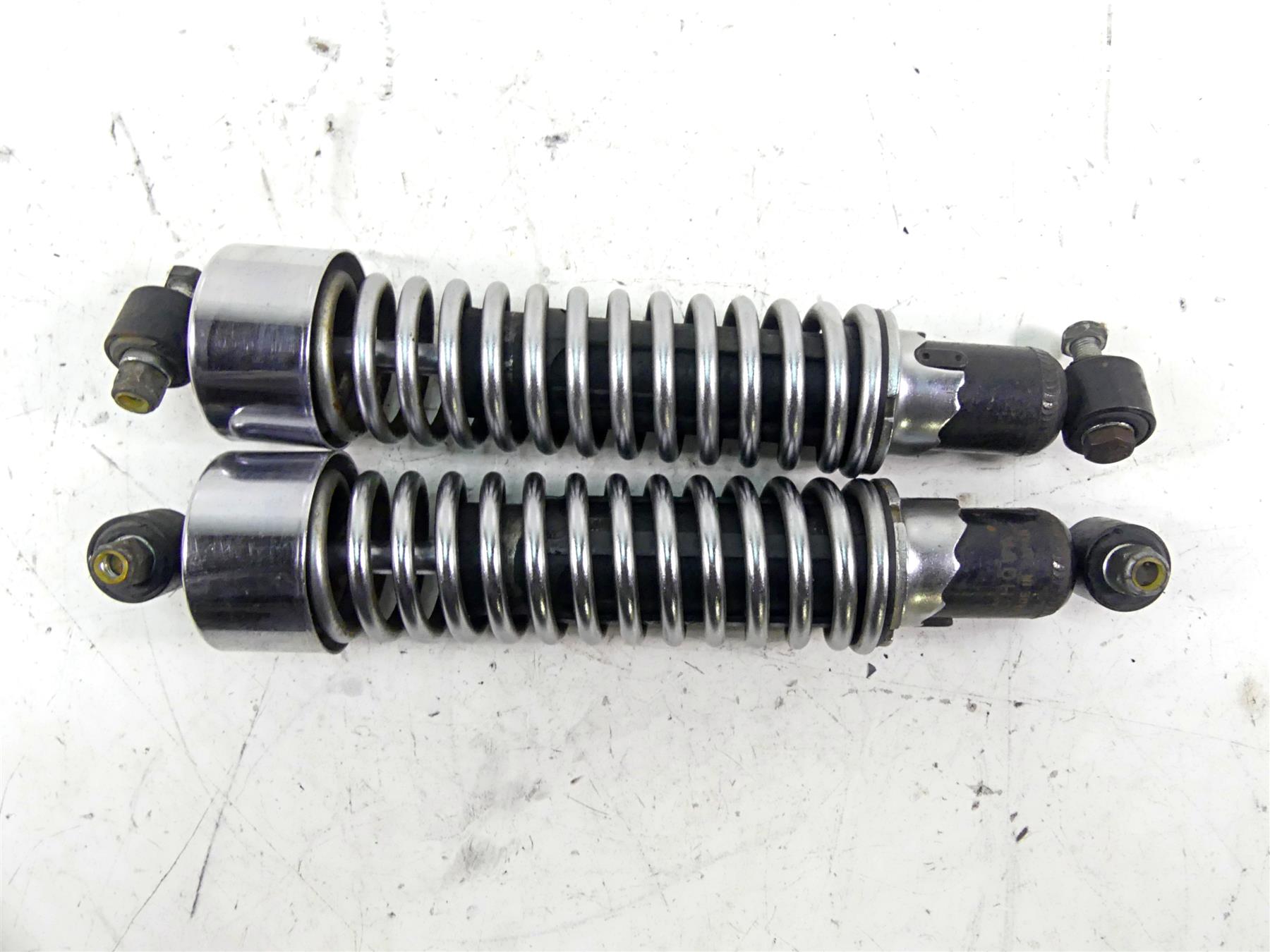 1979 Harley Sportster XLS1000 Roadster Rear 12.5" Shock Damper 54568-79B {{ shop.shopifyCountryName }} - Mototech271