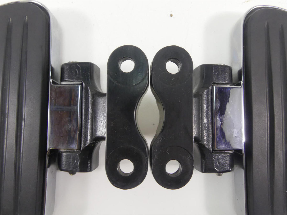 2013 Triumph Rocket 3 Touring Rear Passenger Foot Peg Floor Board Set T2081423 {{ shop.shopifyCountryName }} - Mototech271