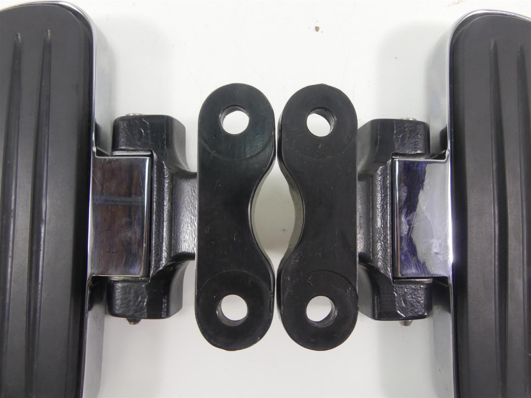 2013 Triumph Rocket 3 Touring Rear Passenger Foot Peg Floor Board Set T2081423 {{ shop.shopifyCountryName }} - Mototech271