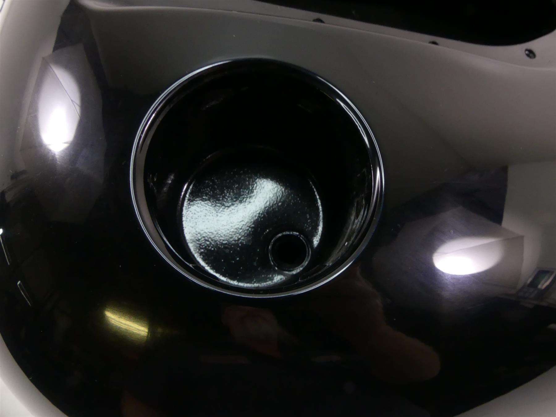 2014 Harley FXDL Dyna Low Rider Fuel Gas Petrol Tank Nice - Oem Paint 61593-10 {{ shop.shopifyCountryName }} - Mototech271