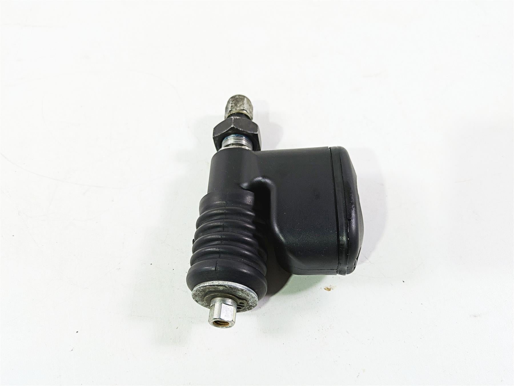 2017 Harley Dyna FXDB Street Bob Rear Brake Master Cylinder - Read 41700065A {{ shop.shopifyCountryName }} - Mototech271