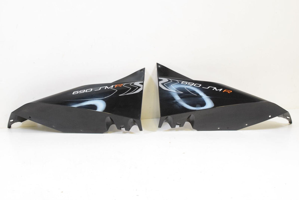 2008 KTM 690 Supermoto R LC4 Tail Side Cover Fairing Cowl Set 7500804100040A {{ shop.shopifyCountryName }} - Mototech271