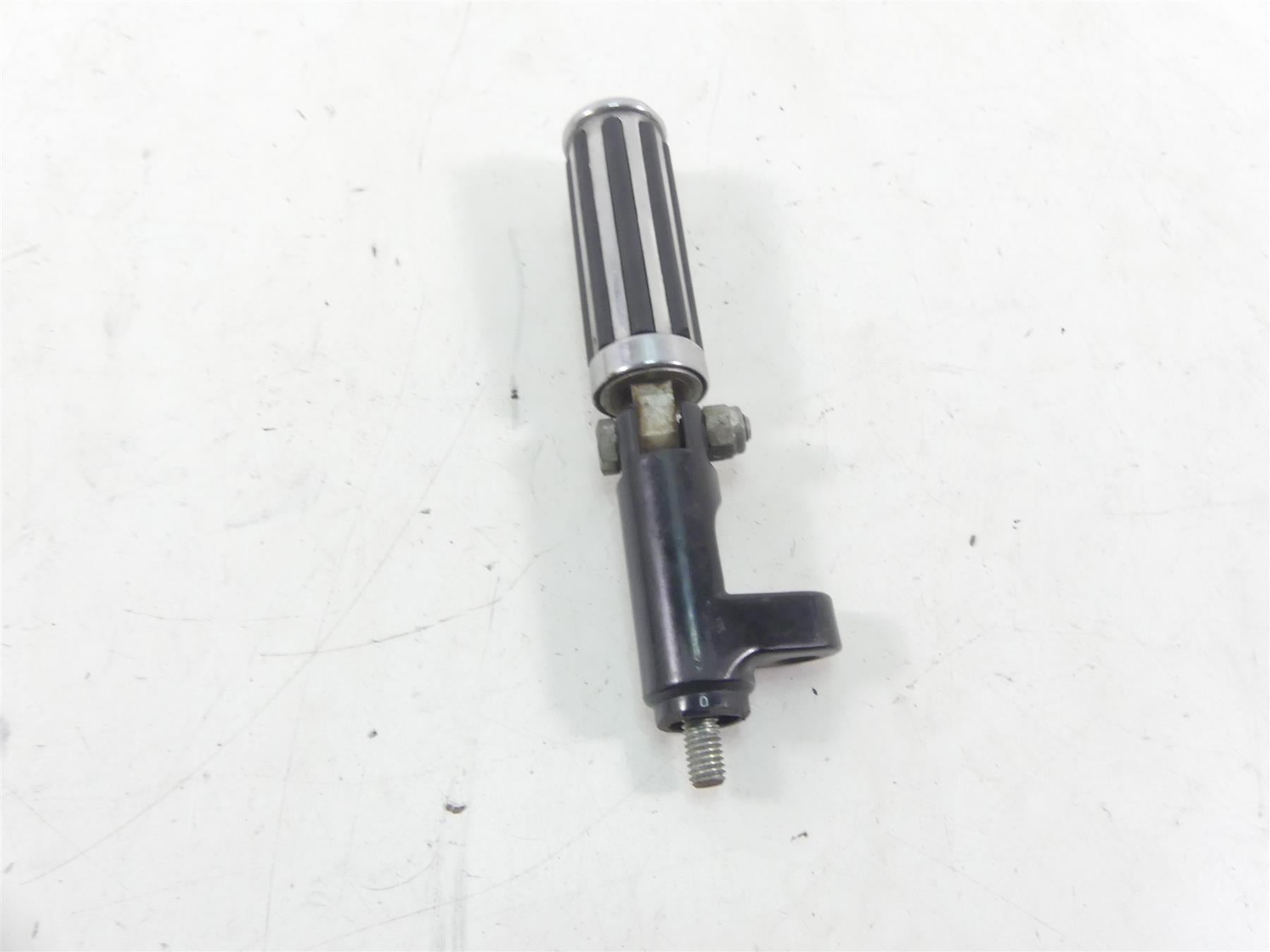 2005 Harley Softail FLSTSC Heritage Springer Left Passenger Footpeg 50942-00 {{ shop.shopifyCountryName }} - Mototech271