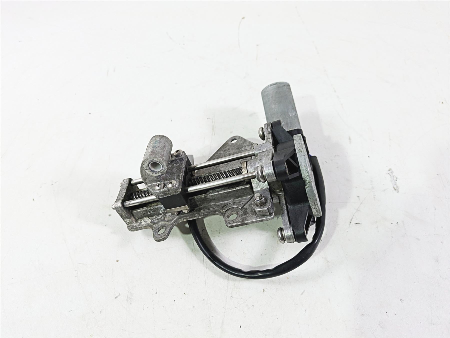 2018 Indian Chieftain Limited Windshield Screen Motor Actuator 4016791 | Mototech271