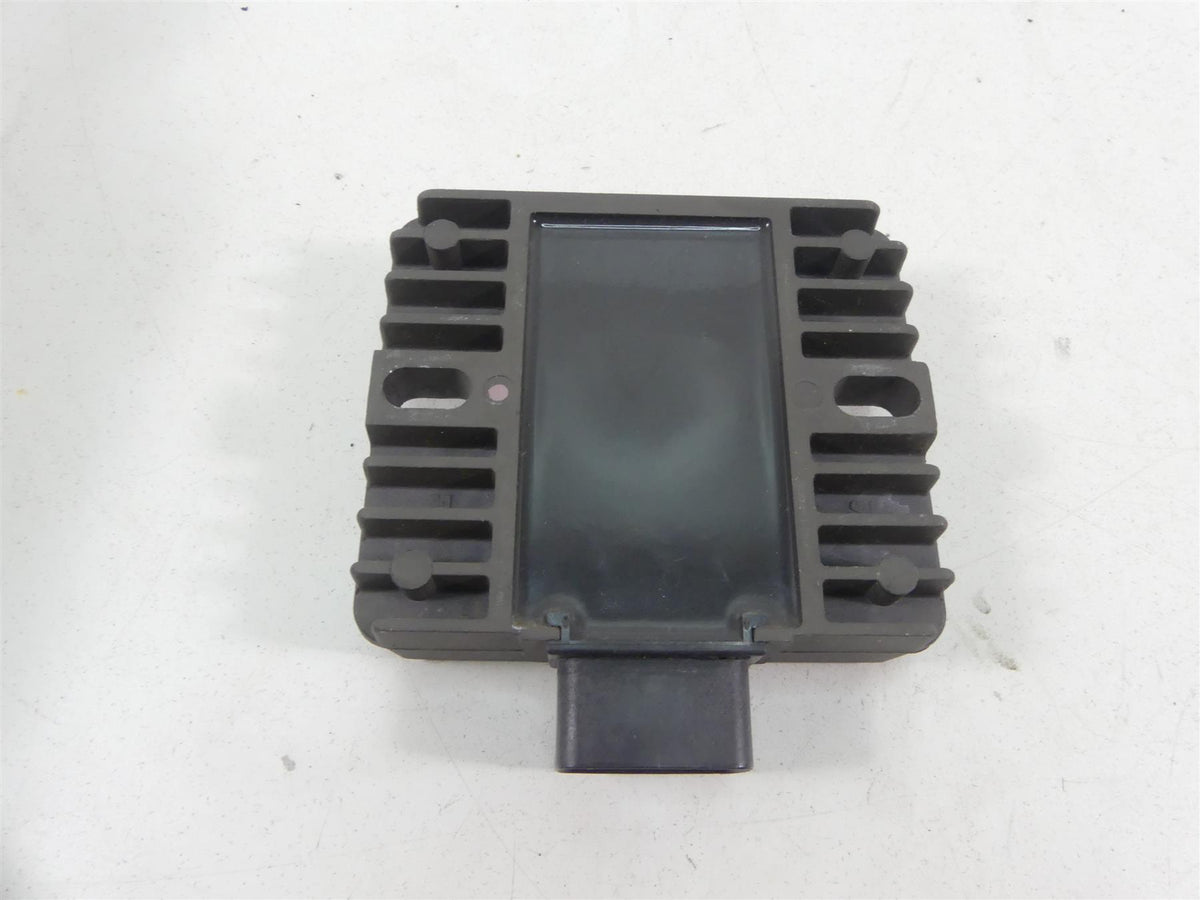 2012 Mv Agusta Brutale 1090 R Rectifier Voltage Regulator 8000B3206 SH678KA {{ shop.shopifyCountryName }} - Mototech271