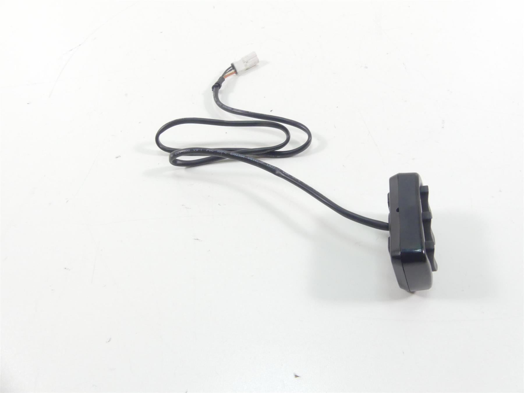 2015 Victory Cross Country Tour Left Hand Radio Stereo Control Switch 1017807 {{ shop.shopifyCountryName }} - Mototech271