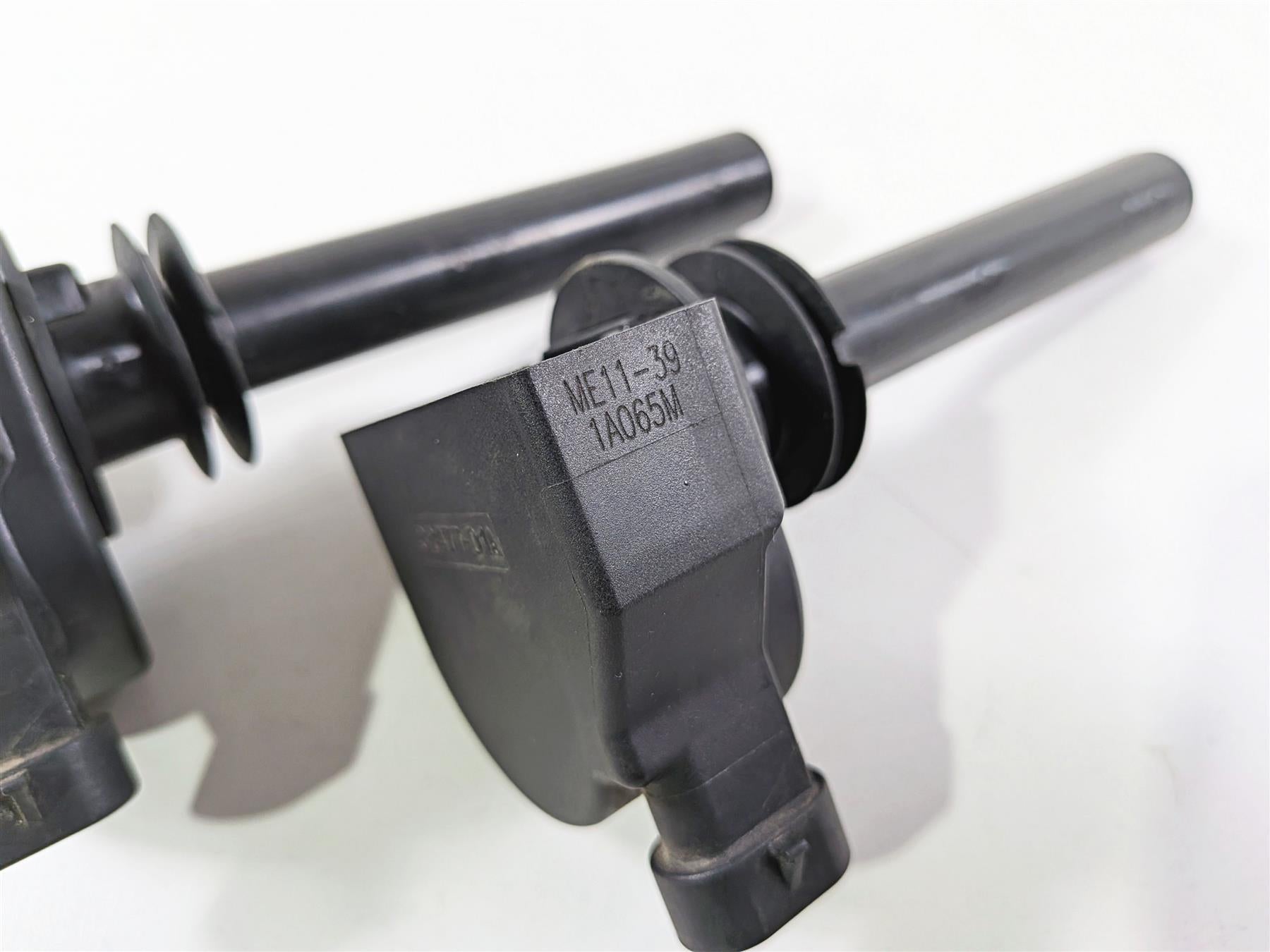 2011 Harley VRSCDX Night Rod Ignition Coil Stick Coil Set 32477-01A {{ shop.shopifyCountryName }} - Mototech271