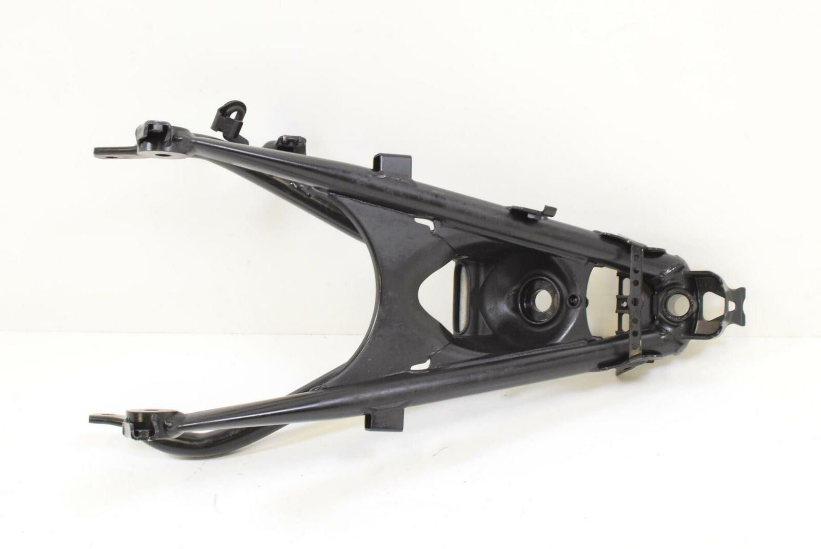 09 BMW R1200RT R1200 RT K26 STRAIGHT Chassis Main Frame SLVG TTL 46517671868 {{ shop.shopifyCountryName }} - Mototech271