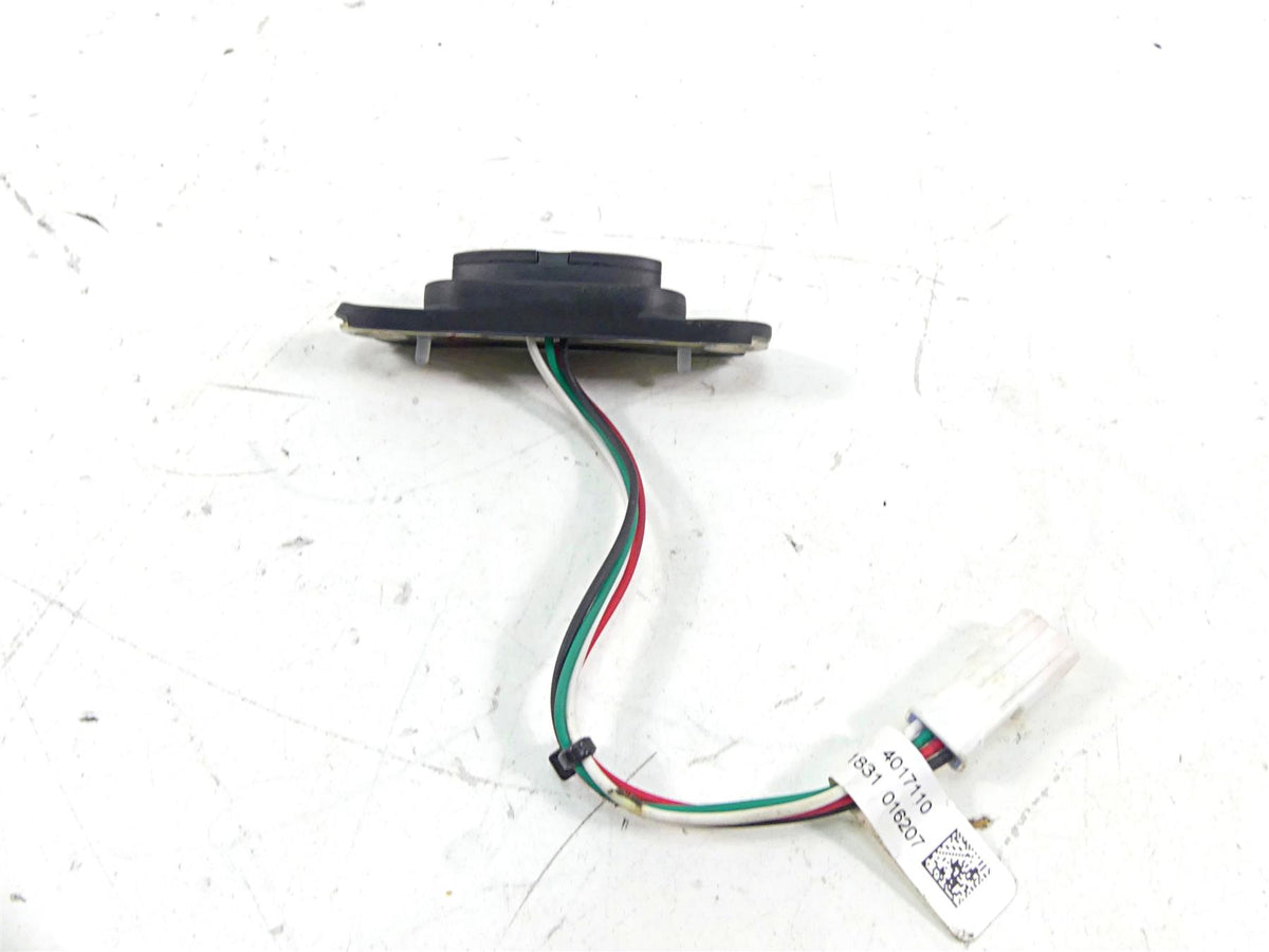 2019 Indian Chieftain Classic Electrical Saddlebag Lock Switch 4017110 {{ shop.shopifyCountryName }} - Mototech271