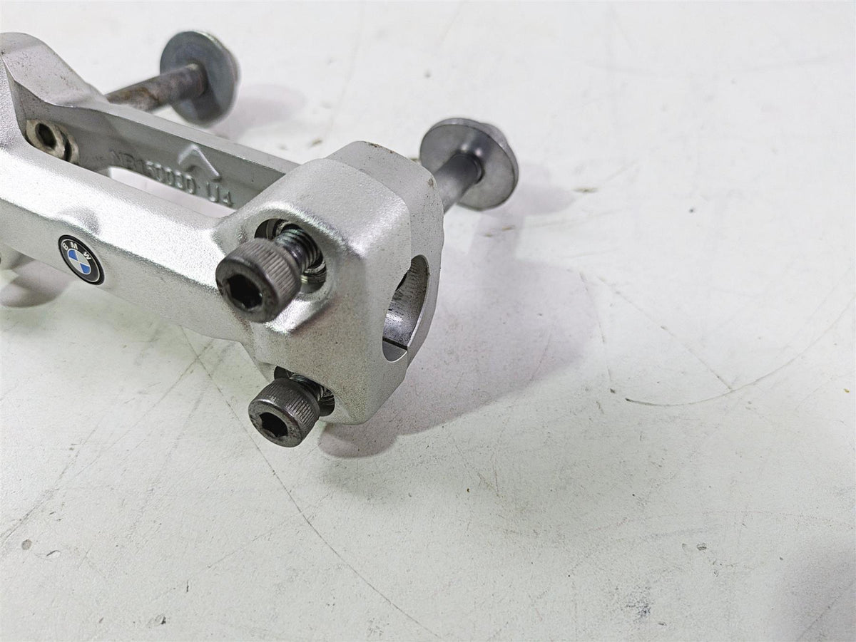 2023 BMW G310R K03 Handlebar Riser Holder Clamp Set 32718554120 {{ shop.shopifyCountryName }} - Mototech271