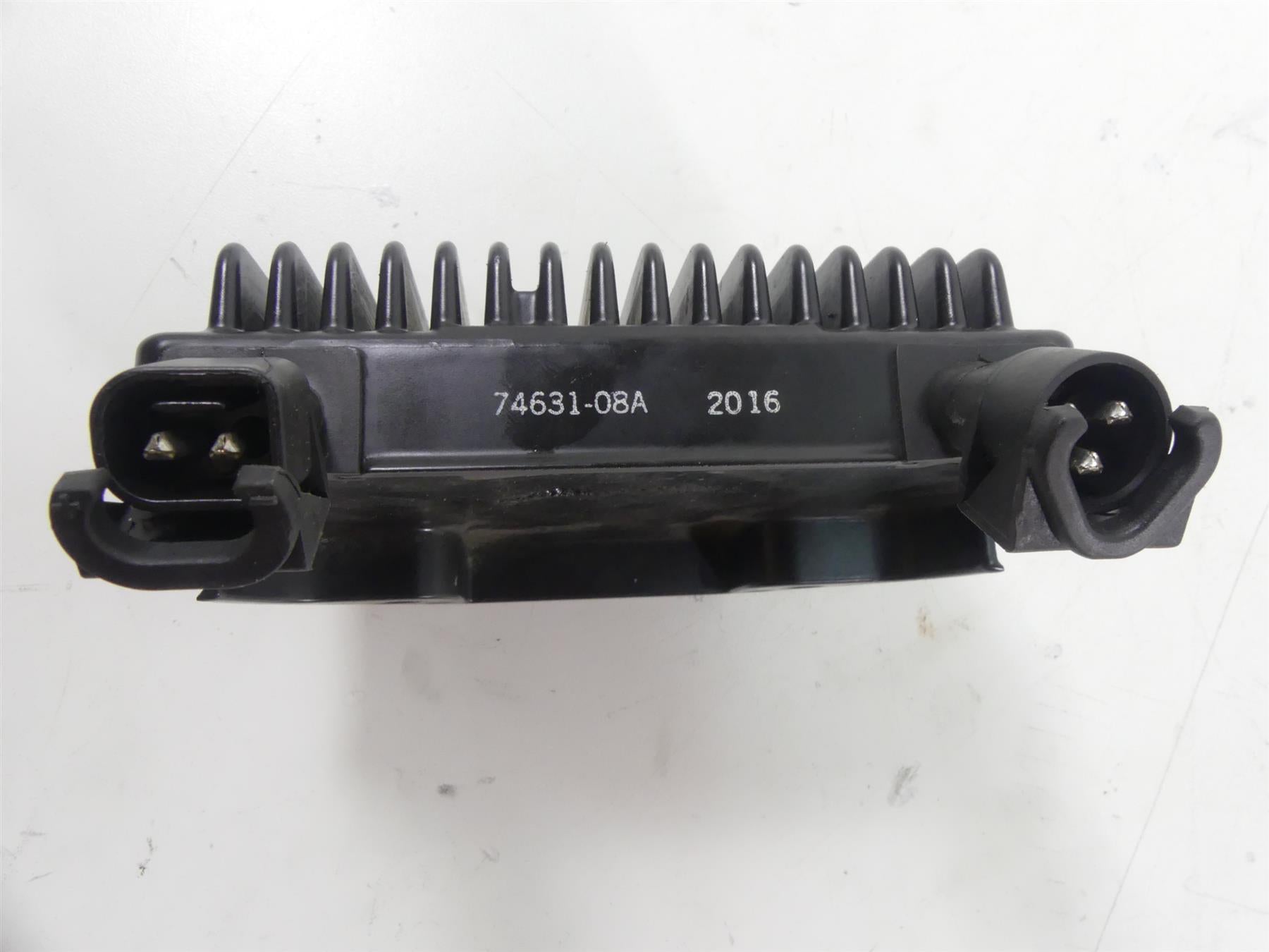 2016 Harley FXDLS Dyna Low Rider Rectifier Voltage Regulator 74631-08A {{ shop.shopifyCountryName }} - Mototech271