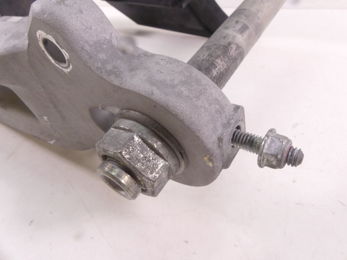 2009 Harley XR1200 X Sportster Rear Swingarm Swing Arm + Axle & Guards 47680-08 {{ shop.shopifyCountryName }} - Mototech271