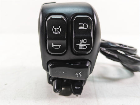 2020 Harley Touring FLHX Street Glide Left Hand Traction Control Switch 71500128 {{ shop.shopifyCountryName }} - Mototech271