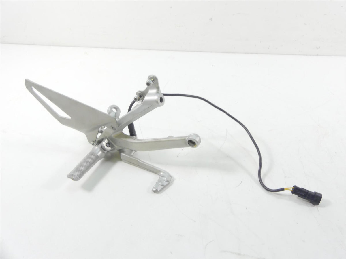 2018 Ducati Panigale 1100 V4 S Right Footpeg & Brake Pedal 82413471BA 45710991BA {{ shop.shopifyCountryName }} - Mototech271
