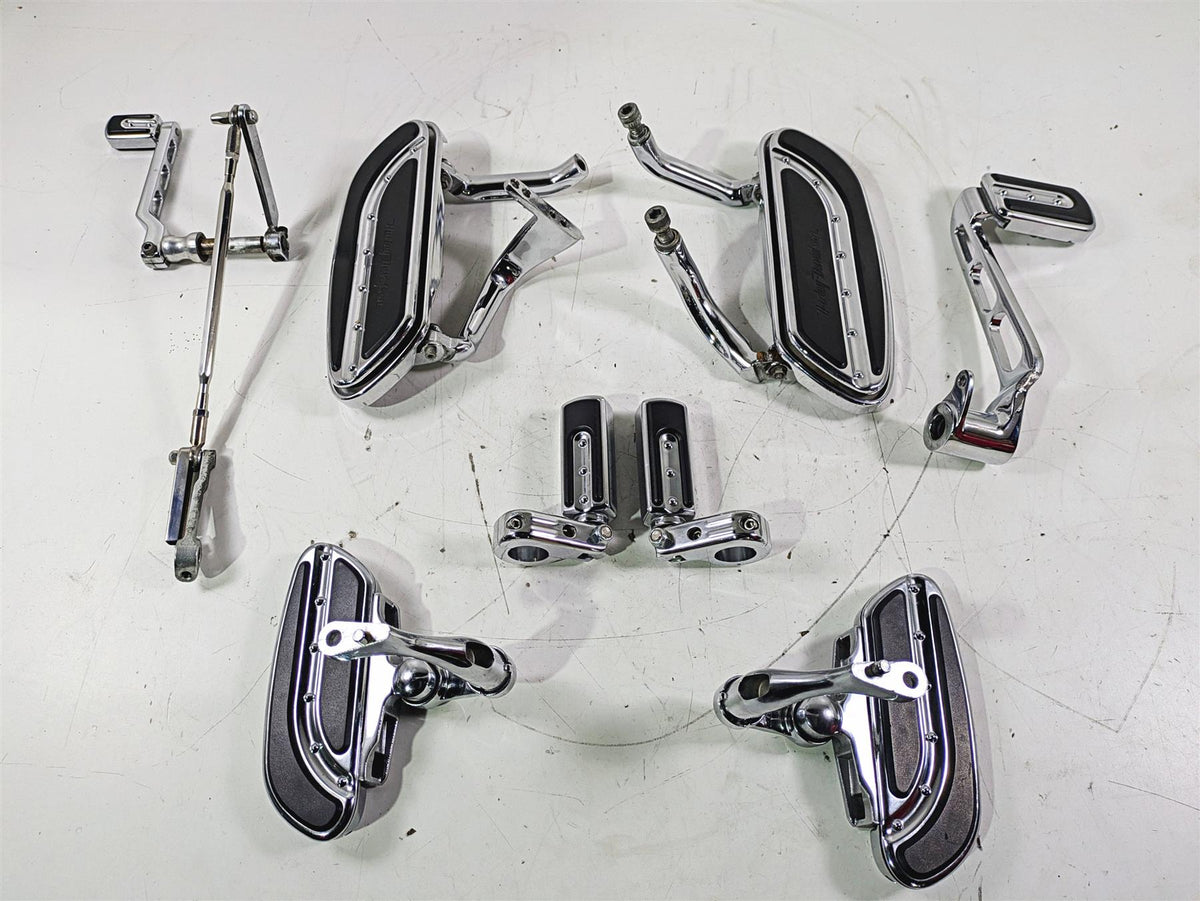 2007 Harley Touring FLHTCU SE CVO E-Glide Full Chrome Floor Board Set 50688-04 {{ shop.shopifyCountryName }} - Mototech271