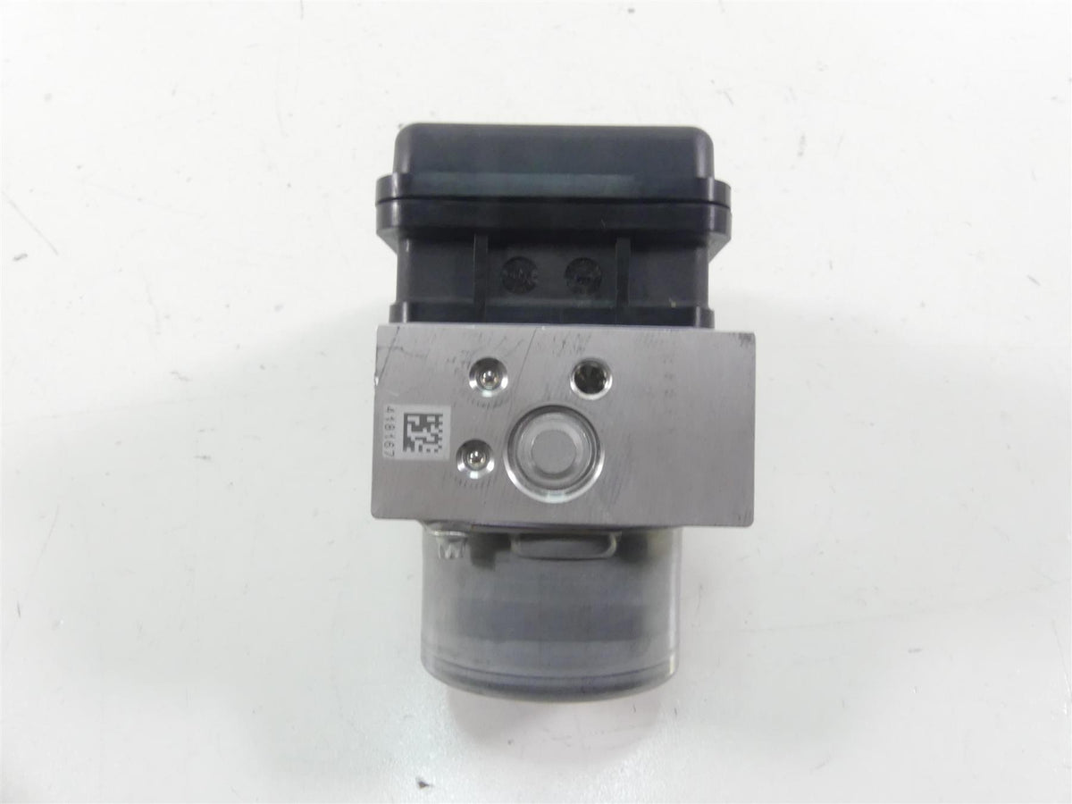 2022 Yamaha MT09 FZ09 Abs Brake Pump Pressure Module B7N-85930-09-00 {{ shop.shopifyCountryName }} - Mototech271