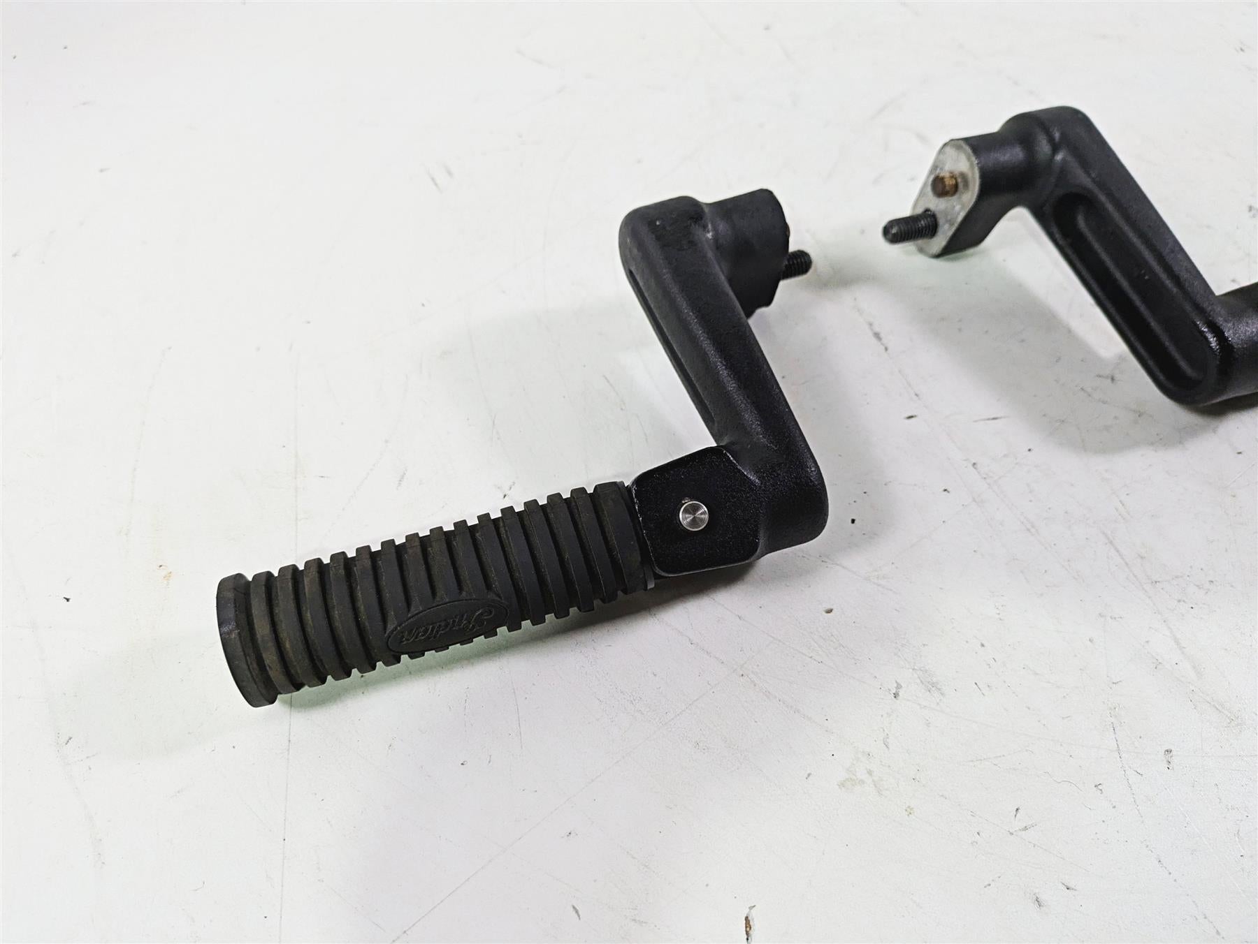 2018 Indian Chieftain Limited Rear Passenger Foot Peg Set 5140869 5140870 {{ shop.shopifyCountryName }} - Mototech271